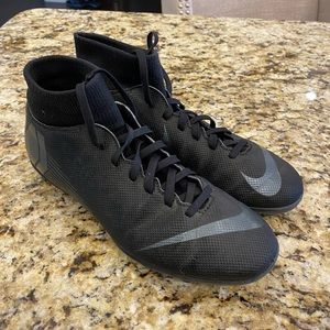 Women’s Nike soccer cleat